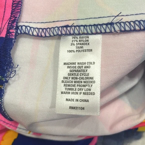 Crown & Ivy Tropical Colorful Pull On Skort - Picture 7 of 8